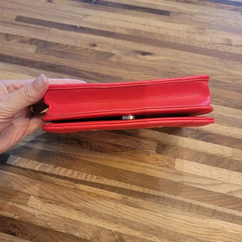BEBE Red Quilted Faux Leather Crossbody Purse w Gold Chain Handstrap